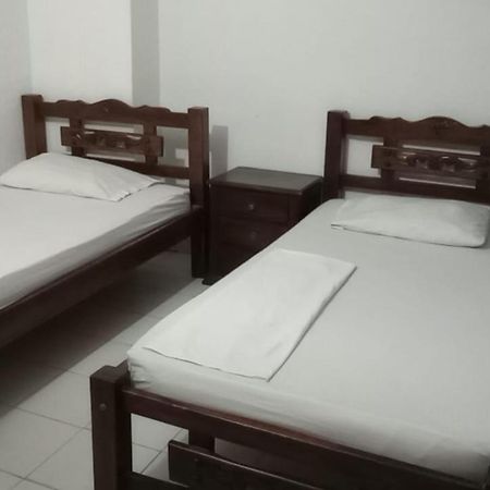 Hotel Casa Vieja Санта Марта Екстериор снимка